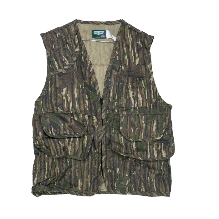 US Made SafTbak Realtree Hunting Vest - Medium - Army & Outdoors - Vests