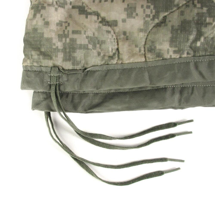 USGI Style Woodland Camo Poncho Liner / Woobie Blanket - All Weather, Lightweight
