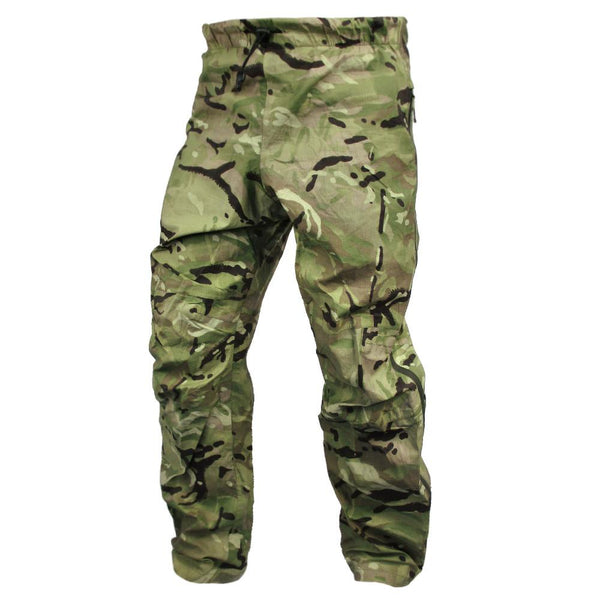 Our range of waterproof pants will keep your lower half protected and dry. High quality army rain trousers are made from advanced materials such as Goretex the British Army s MVP Moisture Vapour
